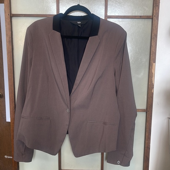 MOSSIMO Single Button Blazer - Picture 2 of 3